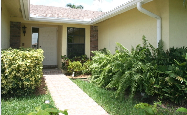 14641 Poplar Hill Ct., Davie FL 33325